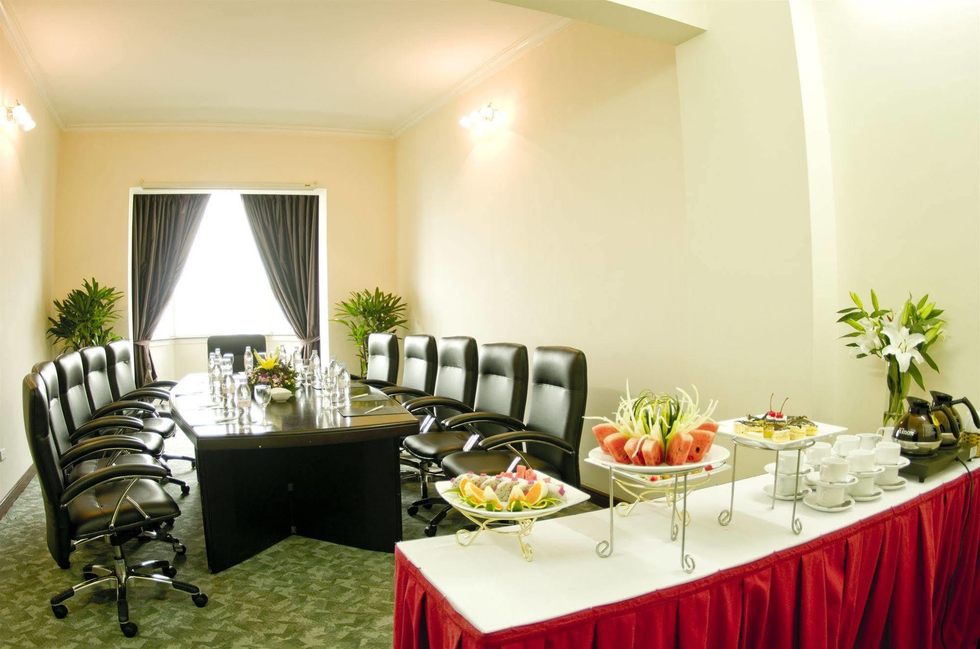 Aloha Halong Hotel Hạ Long-öböl Kültér fotó